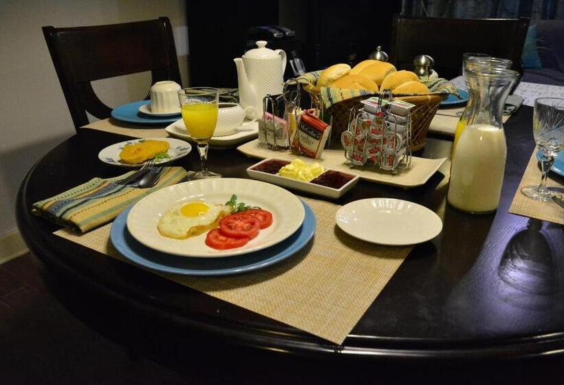 اتاق استاندارد سه نفره, Kangaroo Wasi Airport Bed & Breakfast