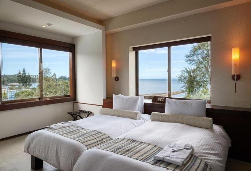 اتاق لوکس با چشم‌انداز دریا, La Casa Panacea Okinawa Resort