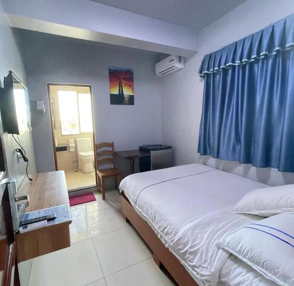 Номер Стандарт Вид на Море, Caye Caulker Beach
