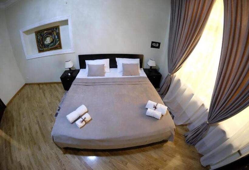 اتاق استاندارد با چشم‌انداز باغ, S&l Boutique