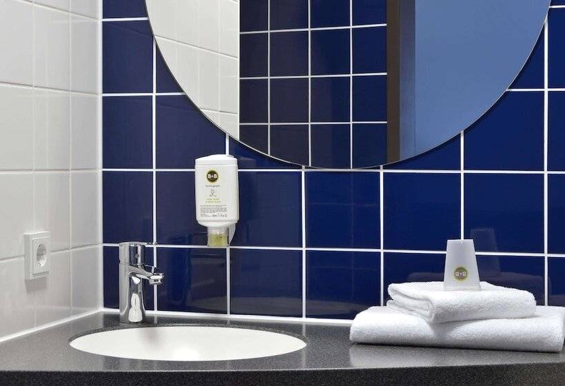 标准三人间, B&b Hotel Mainz Hbf