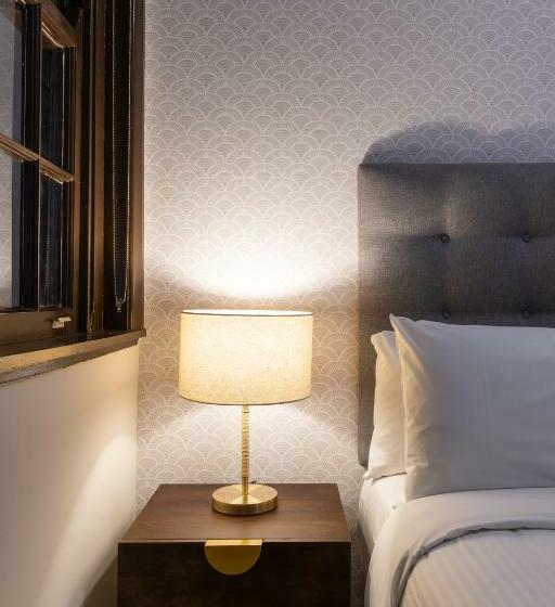 Quarto Estandar, Southern Cross