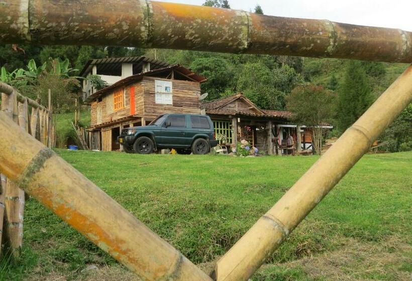 Семейный Номер, Tarragona Hostal