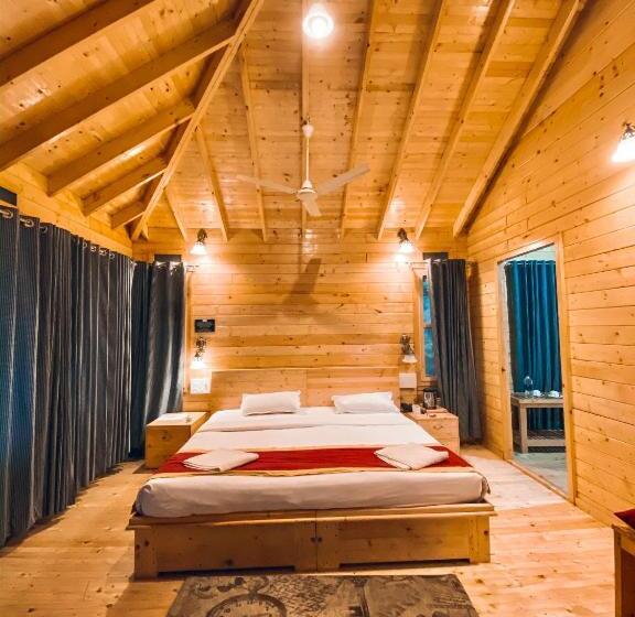 家庭间, Bamboo Creek Resort