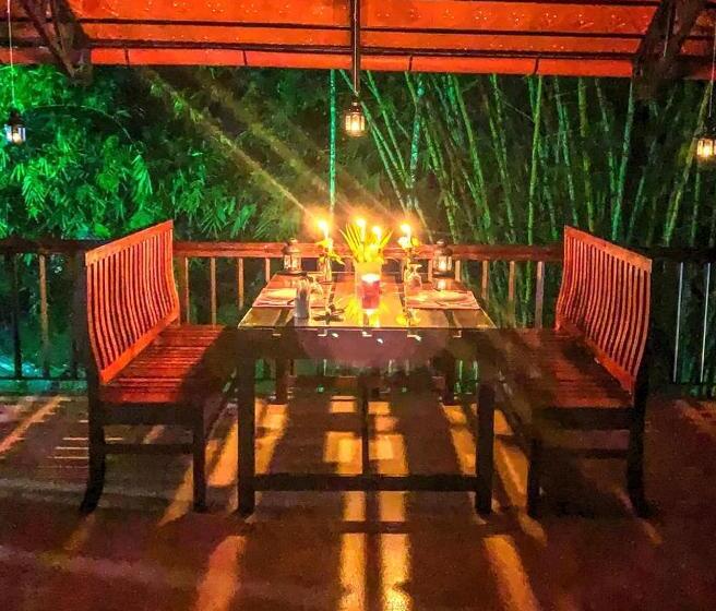 Семейный Номер Deluxe, Bamboo Creek Resort