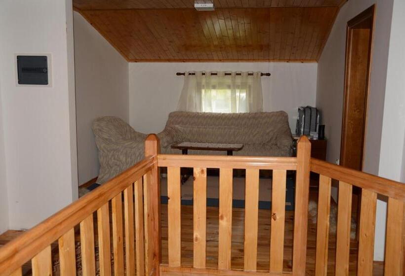 Семейный Номер, Peraj Guesthouse