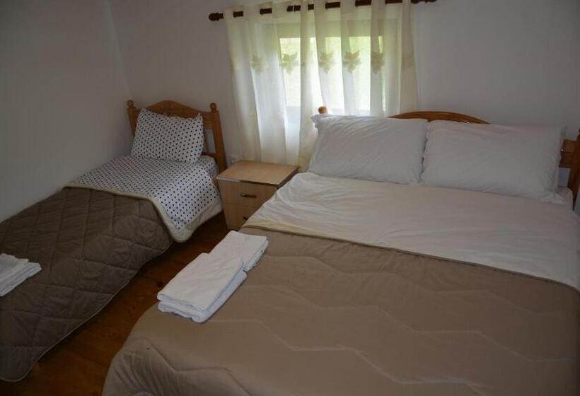 マウンテンビューデラックスルーム, Peraj Guesthouse