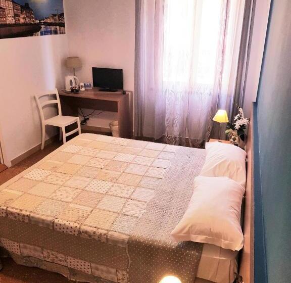 اتاق استاندارد چهار تخته, Bed And Breakfast Sognando Verso La Torre