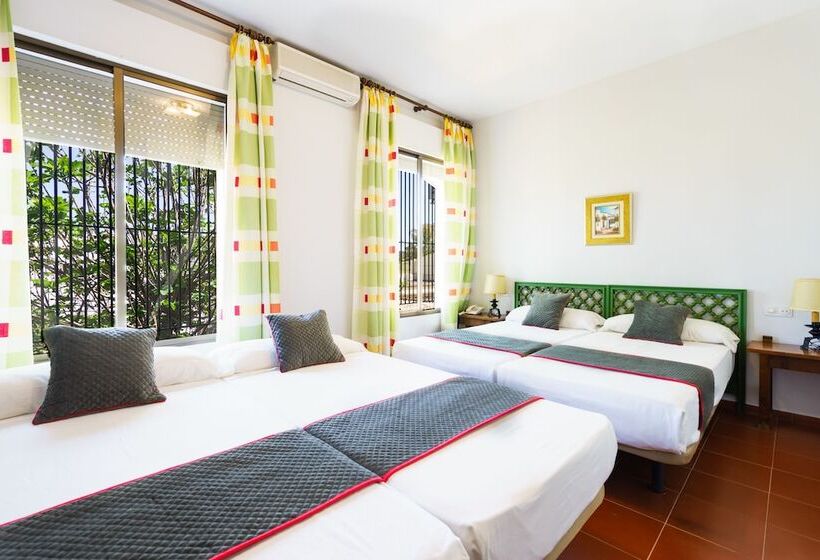 Четырехместный Номер Стандарт, Venta Del Alto Hotel Las Cumbres By Vivere Stays