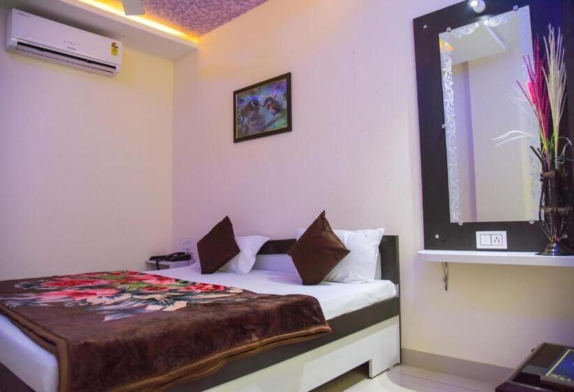 Номер Deluxe, Tulsi Residency