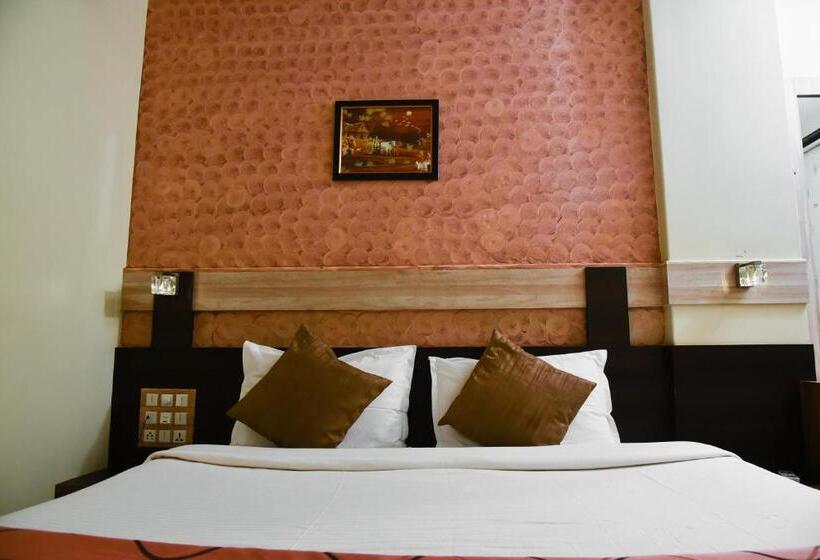 Номер Deluxe, Tulsi Residency