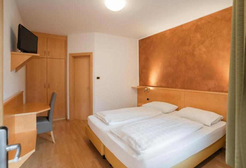 Economy Zimmer, Feichter Hotel & Bistro