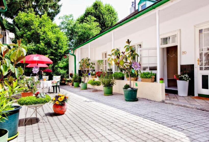 اتاق استاندارد یک نفره, Pension Margit
