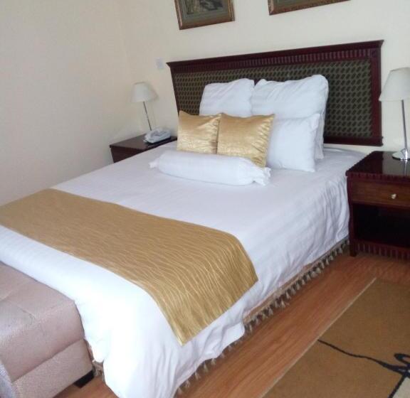 이그제큐티브 스위트, Gold Crest Hotel   Arusha