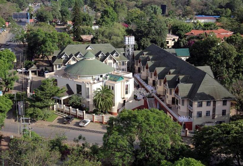 스탠다드 스튜디오, Gold Crest Hotel   Arusha