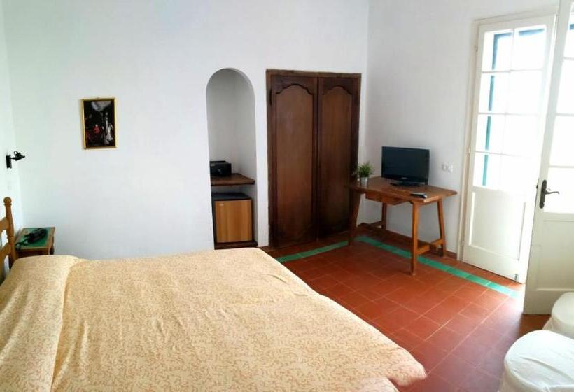 اتاق استاندارد با چشم‌انداز دریا, Villa Furia