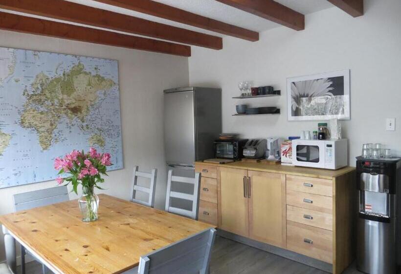 Quarto Estandar, At Wits End B&b