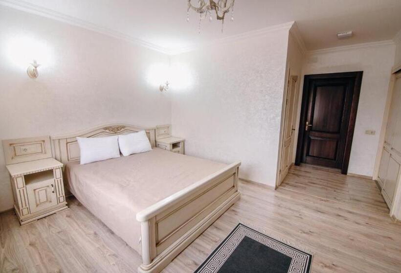 스위트, Villa Leku Spa Resort