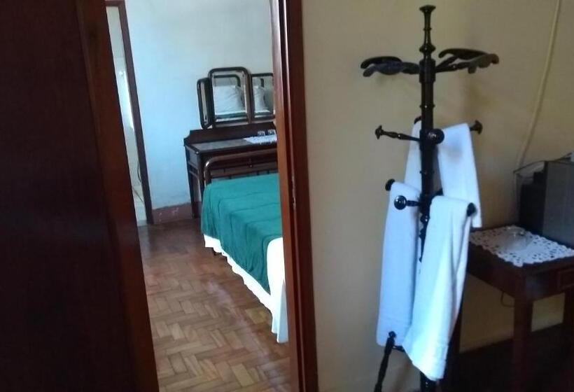 Номер Стандарт Трехместный, Bragança