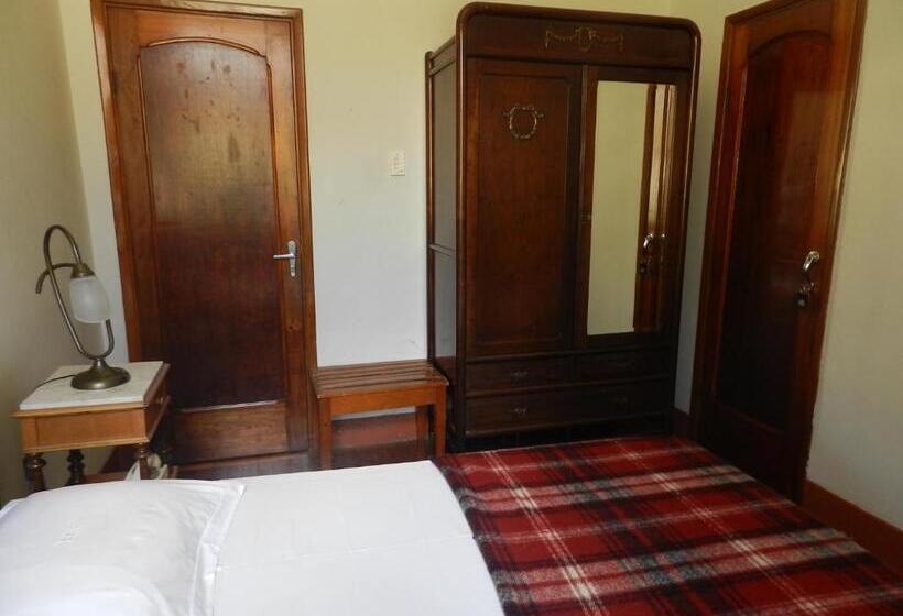 Номер Economy, Bragança