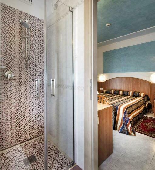 Quarto Estandar Individual com Sacada, Hollywoods