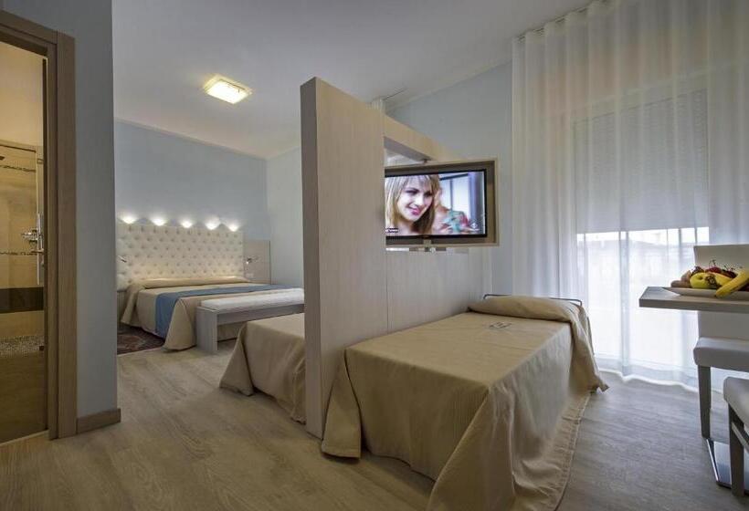 Quarto Quádruplo Deluxe, Hollywoods