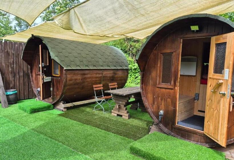 Номер Стандарт Совместная Ванная, Mini Hotel übernachten Im Gurkenfass