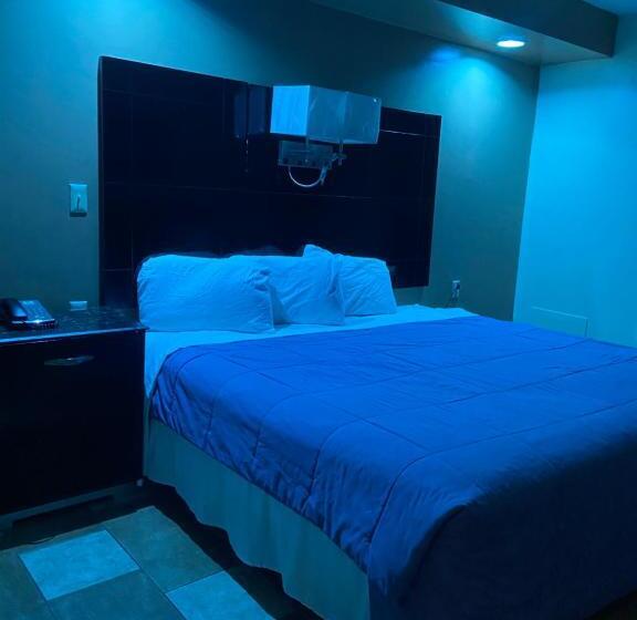 스위트 킹사이즈 침대, Circle Motor Lodge