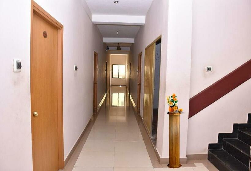 Номер Стандарт, Yogiram Inn
