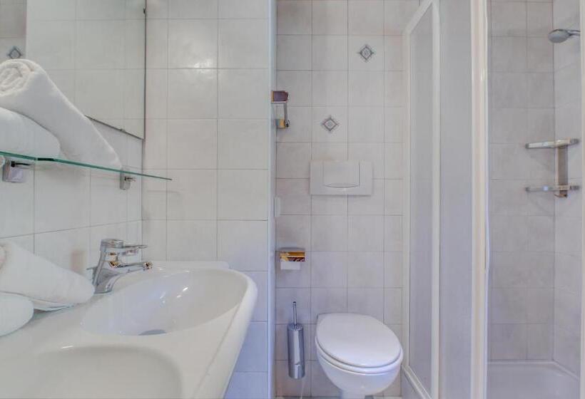 Апартаменты Comfort 2 Спальни, Niedermair