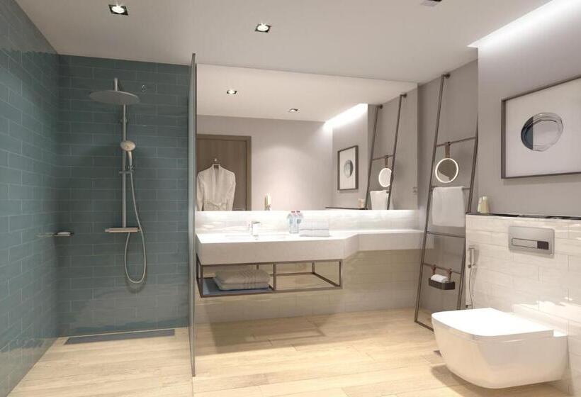 Номер Deluxe Кровать Кинг Вид на Город, Four Points By Sheraton King Abdulaziz Road