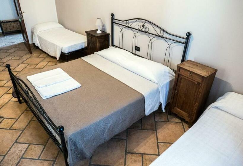 Семейный Номер, B&b I Tre Gadan
