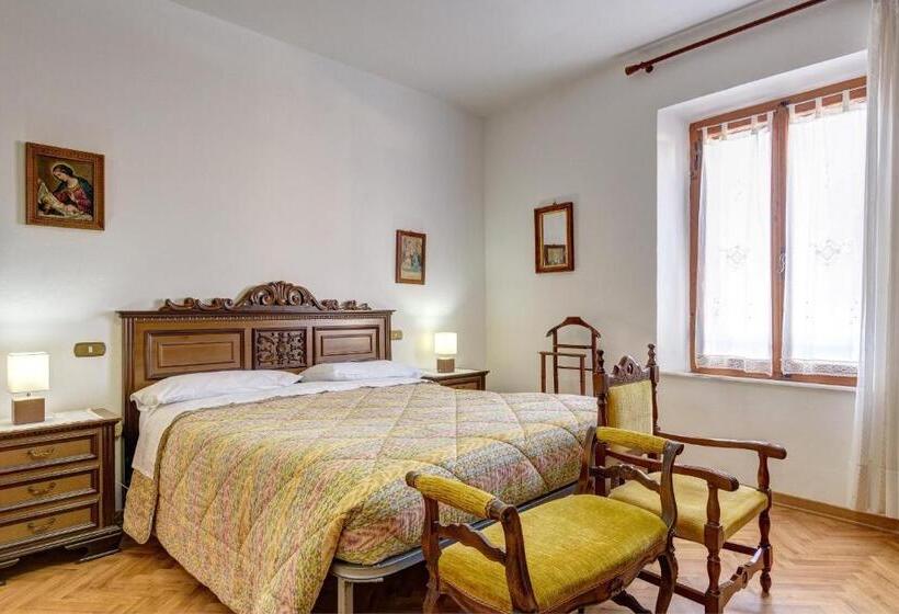 Quarto Estandar, B&b Il Pozzo