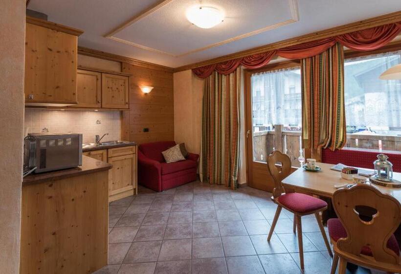דירת שני חדרים, B&b Via Vai