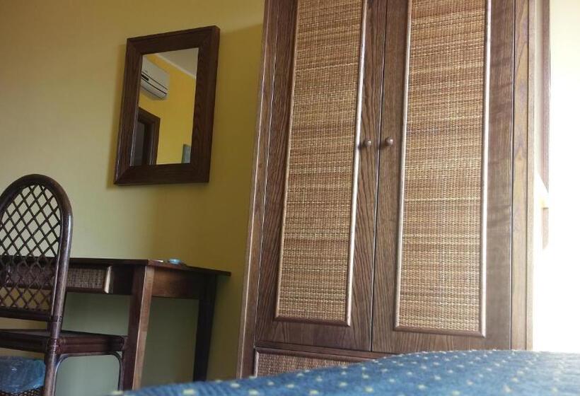 Четырехместный Номер Стандарт, Bed And Breakfast Coral Blue