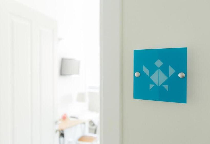 Номер Стандарт с Балконом, Tangram House