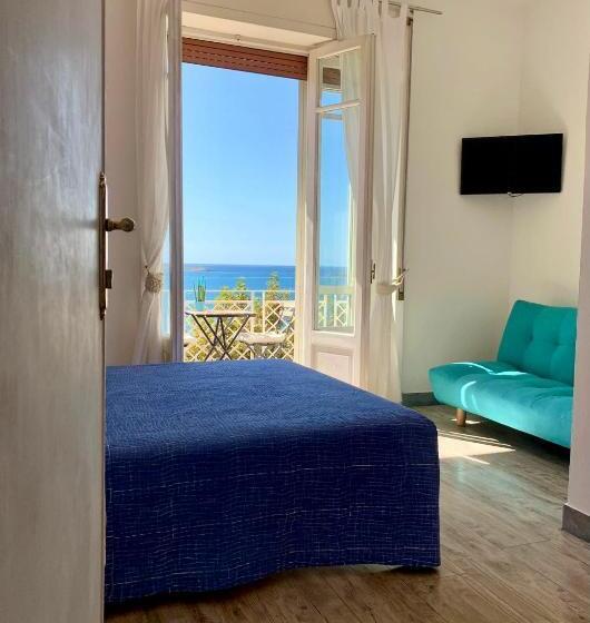 オーシャンビュースタンダードルーム, B&b Mare Blu