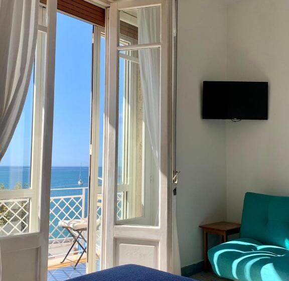 オーシャンビュースタンダードルーム, B&b Mare Blu
