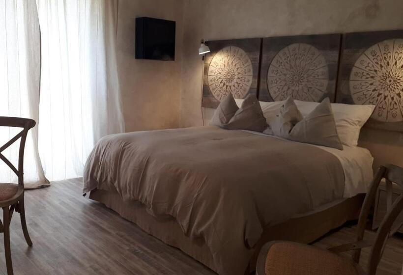 Quarto Estandar, Silva