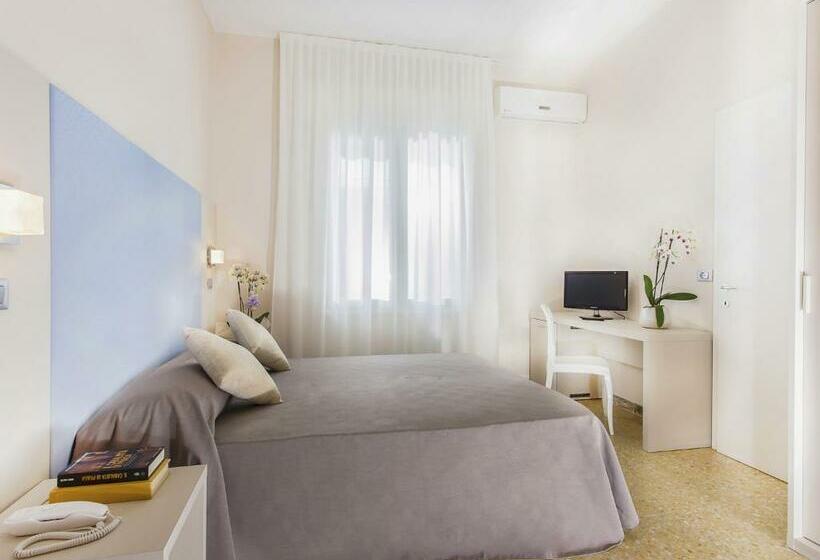 Номер Superior, New Hotel Chiari