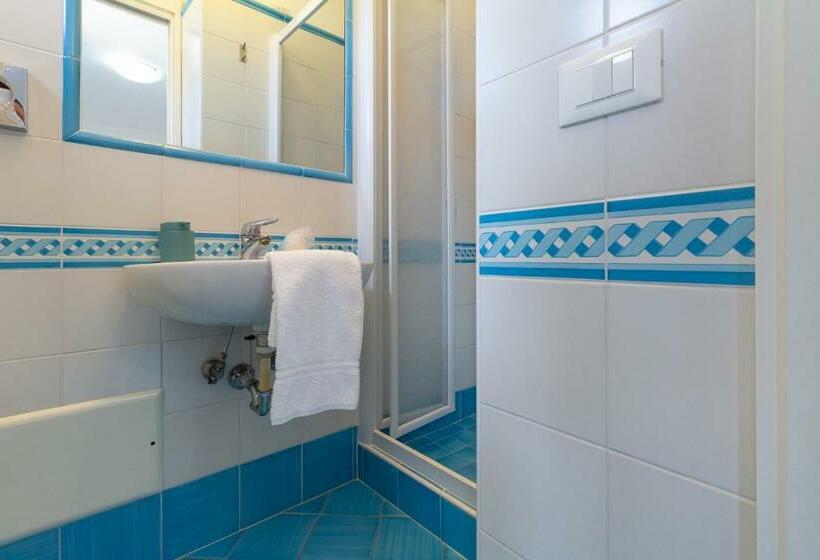 اتاق راحتی, B&b Sperlonga