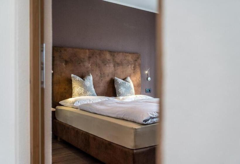 Апартаменты 1 Спальня Вид на Сад, Chalet Kristall   Dolomites Garden Chalet