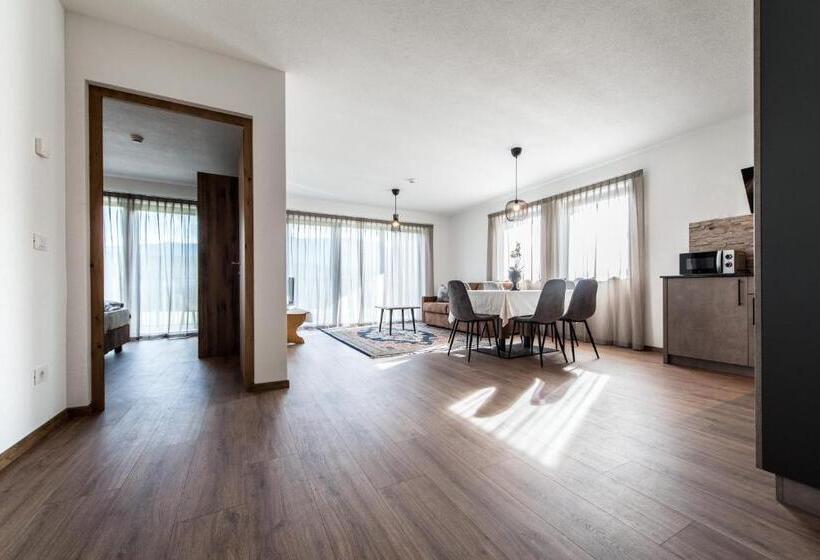 Апартаменты 1 Спальня с Видом, Chalet Kristall   Dolomites Garden Chalet