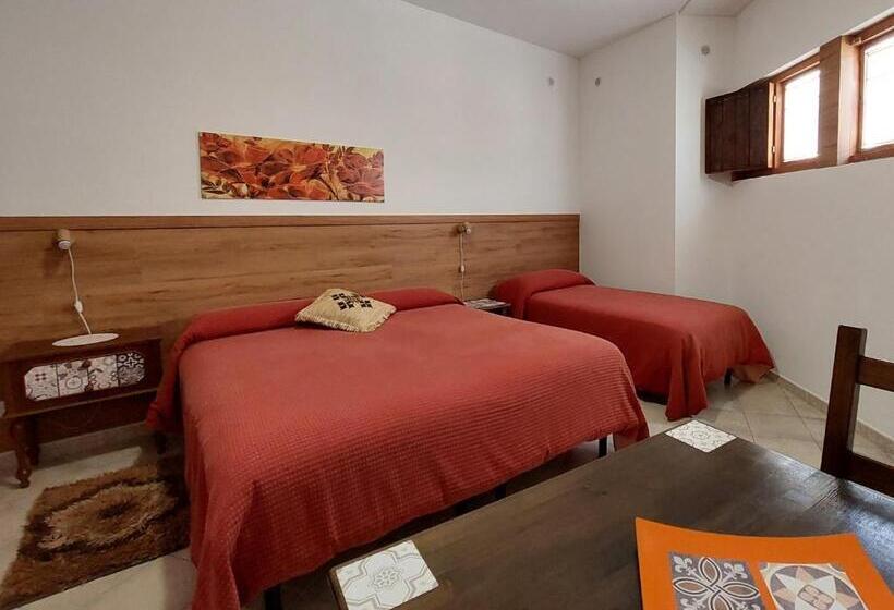 수피리어 룸, Cloris Guest House