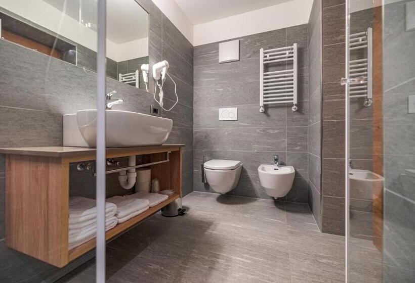 4인용 스탠다드 룸, Albergo Belvedere