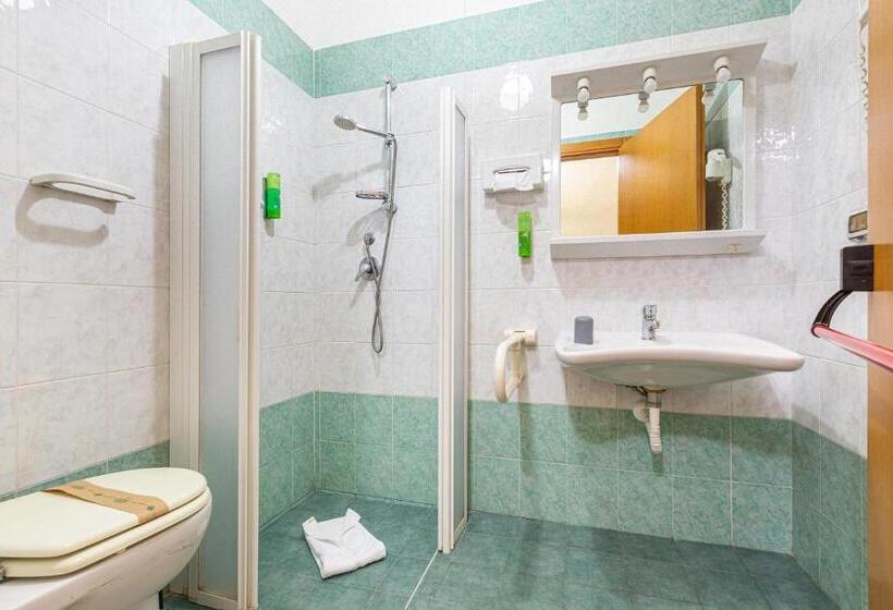 اتاق استاندارد برای معلولان, Il Riccio