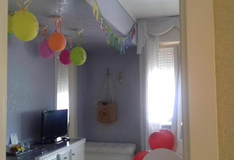 اتاق راحتی, Matilde