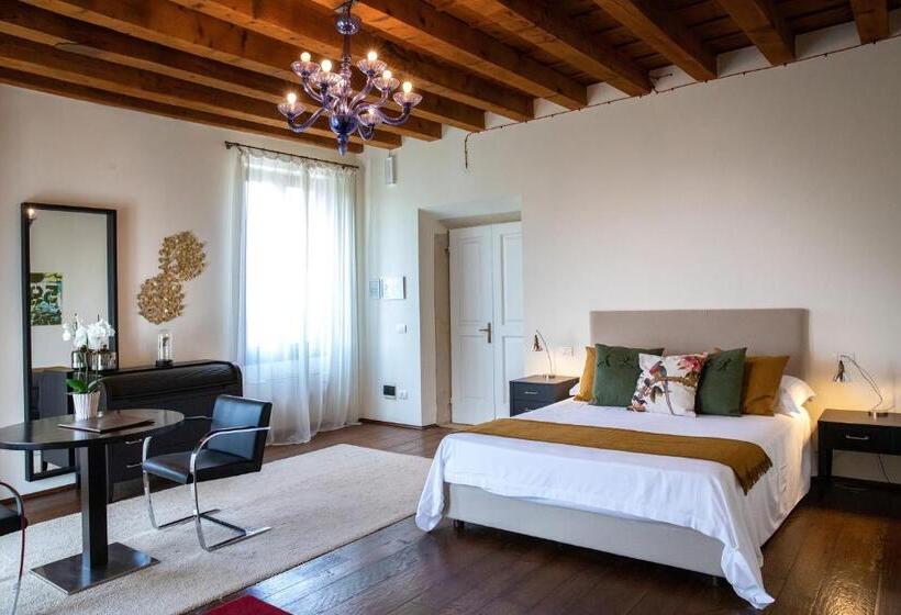 Люкс Повышенной Комфортности, Relais Villa Ormaneto