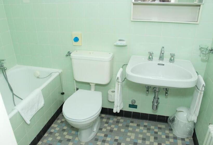 اتاق اکونومی, Chamanna Bed & Breakfast