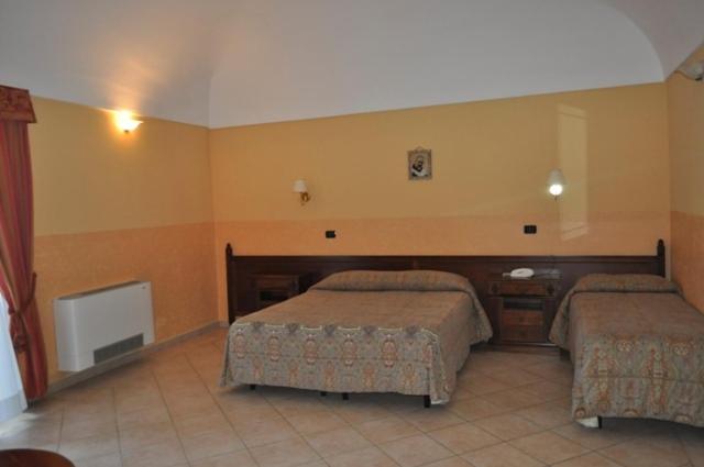 Номер Стандарт Трехместный, Tenuta Santa Lucia